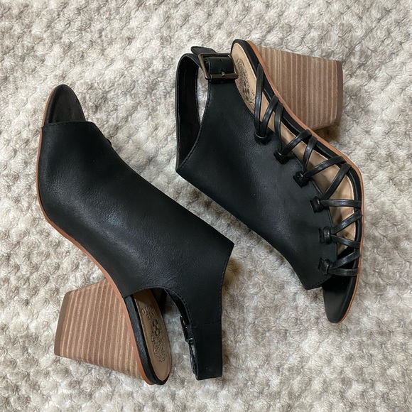 Vince Camuto Like New Condition~only worn 1 time. - Picture 5 of 9